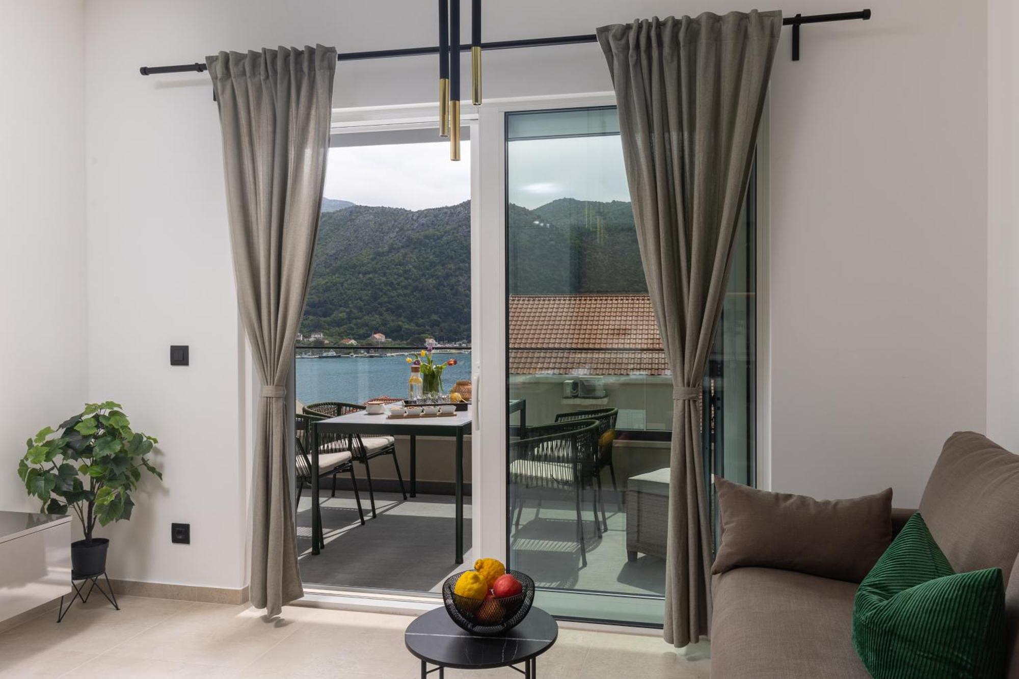 Luxury Apartments Blue Moon - New Apartments Slano Bagian luar foto